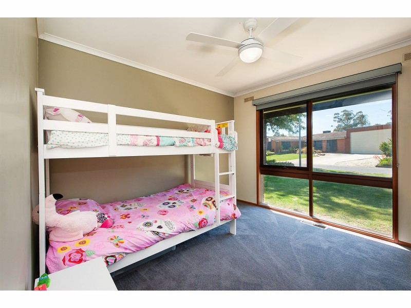 20 St Andrews Circuit, Thurgoona NSW 2640