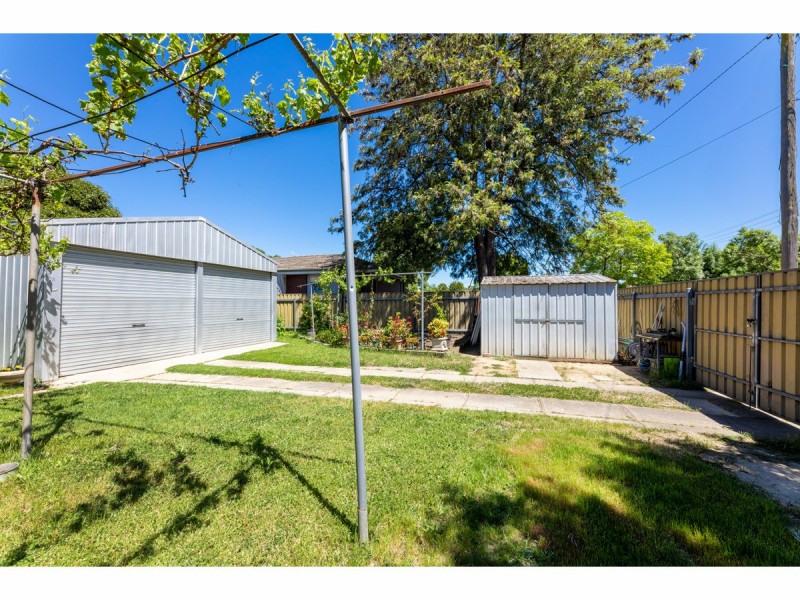 343 Kentucky Avenue, Lavington NSW 2641