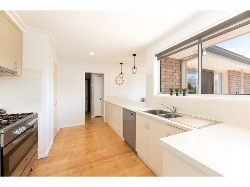 15 Amaroo Crescent, Wodonga VIC 3690