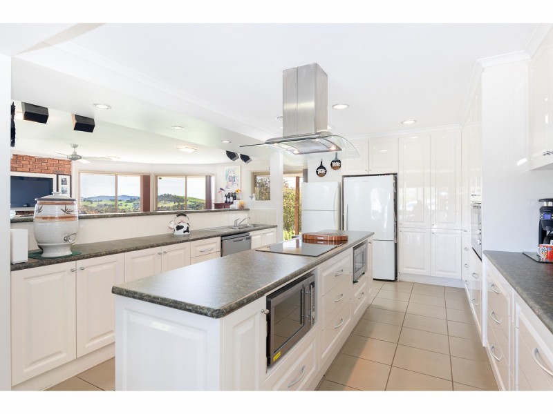 381 Splitters Creek Road, Splitters Creek NSW 2640