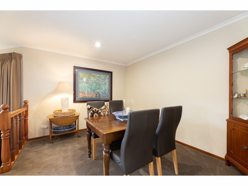 13 Worsley Place, Lavington NSW 2641