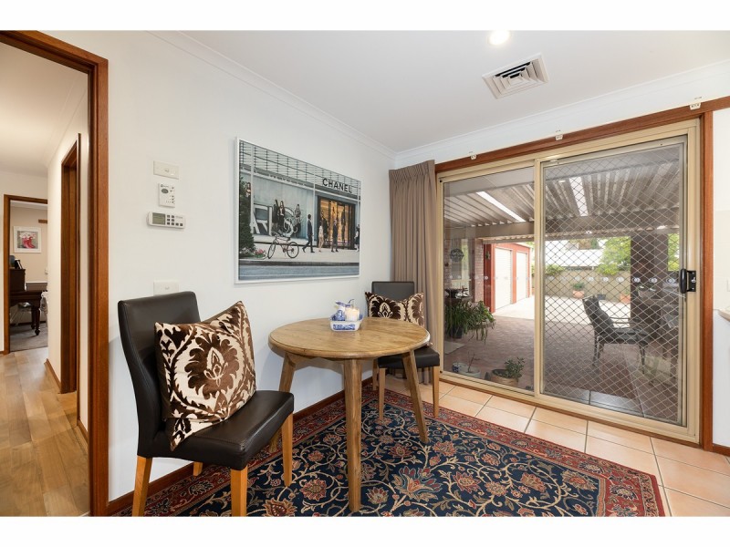 13 Worsley Place, Lavington NSW 2641