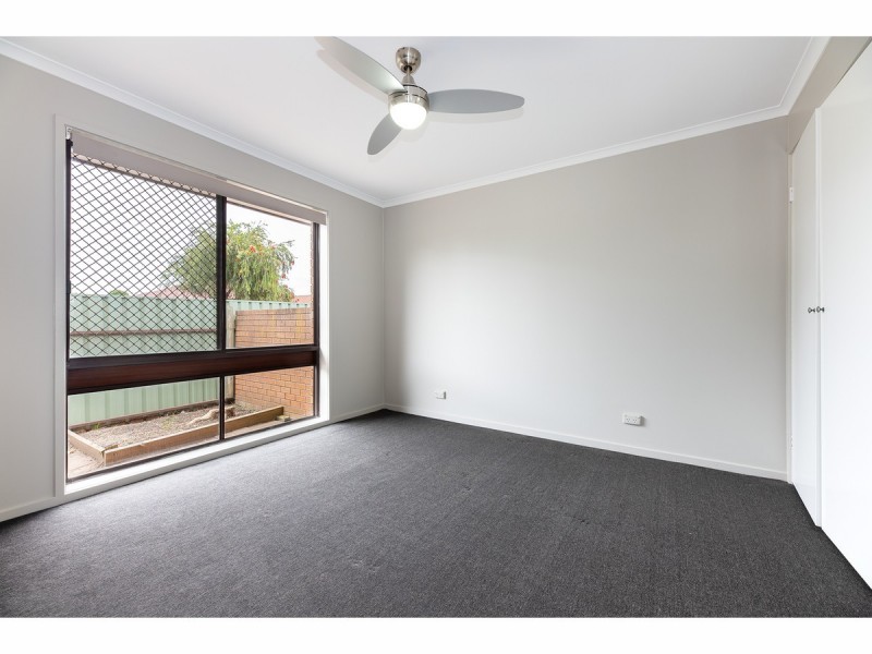 1/384 Kaylock Road, Lavington NSW 2641