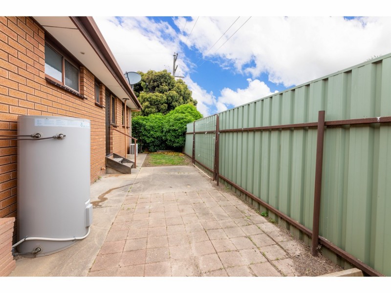 1/384 Kaylock Road, Lavington NSW 2641