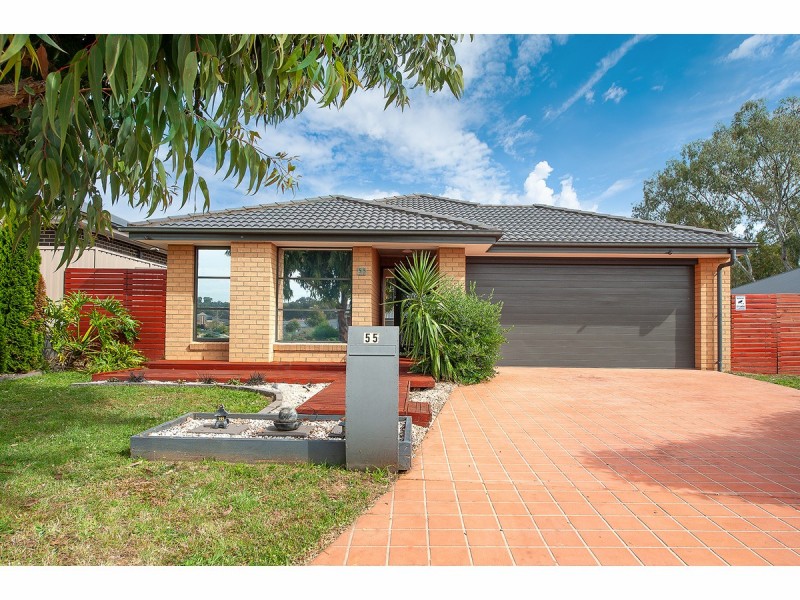 55 Lawson Circuit, Lavington NSW 2641