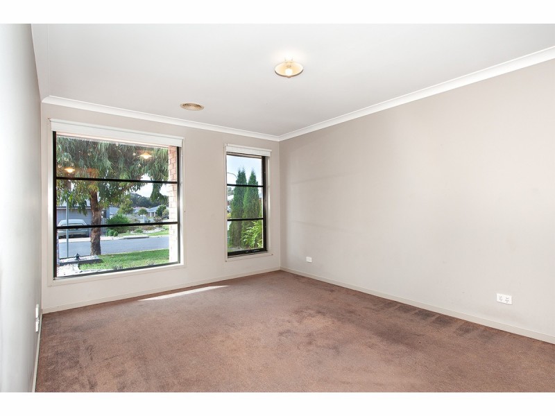 55 Lawson Circuit, Lavington NSW 2641