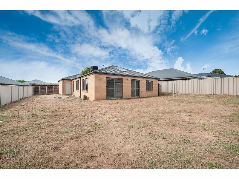 55 Lawson Circuit, Lavington NSW 2641