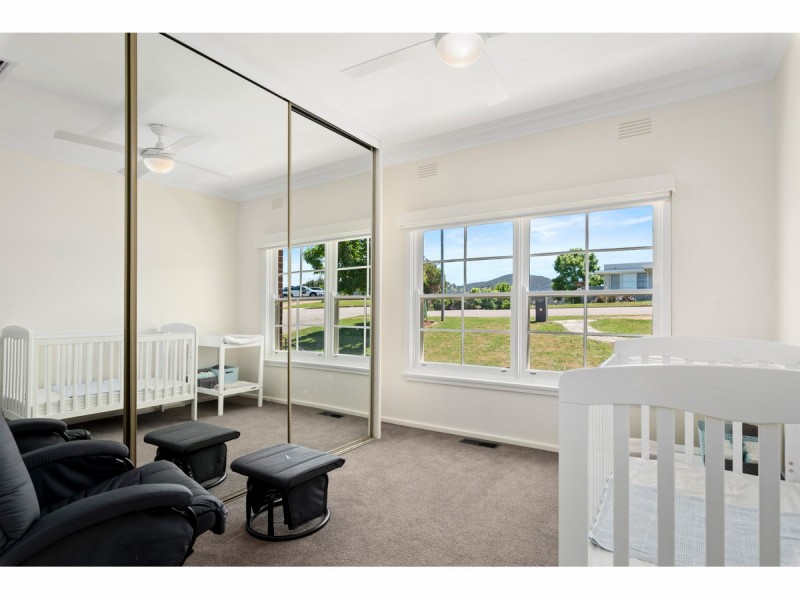 279 Highview Crescent, Lavington NSW 2641
