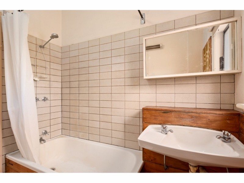 592 Poole Street, Albury NSW 2640