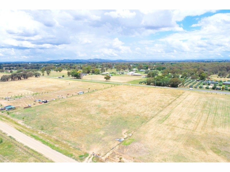 6 Sisters Lane, Howlong NSW 2643