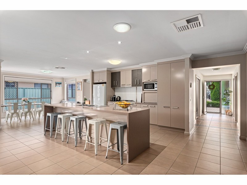 29 Gumnut Court, East Albury NSW 2640