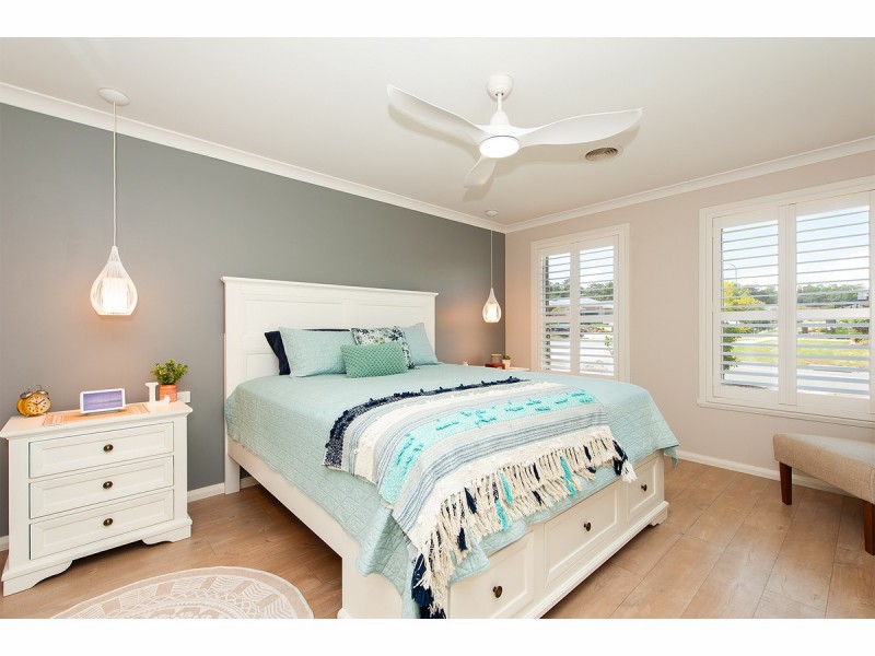 4 Stockyard Way, Thurgoona NSW 2640