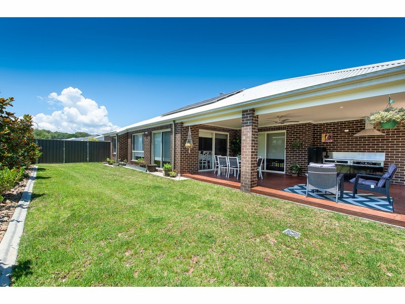 4 Stockyard Way, Thurgoona NSW 2640