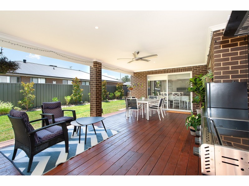 4 Stockyard Way, Thurgoona NSW 2640
