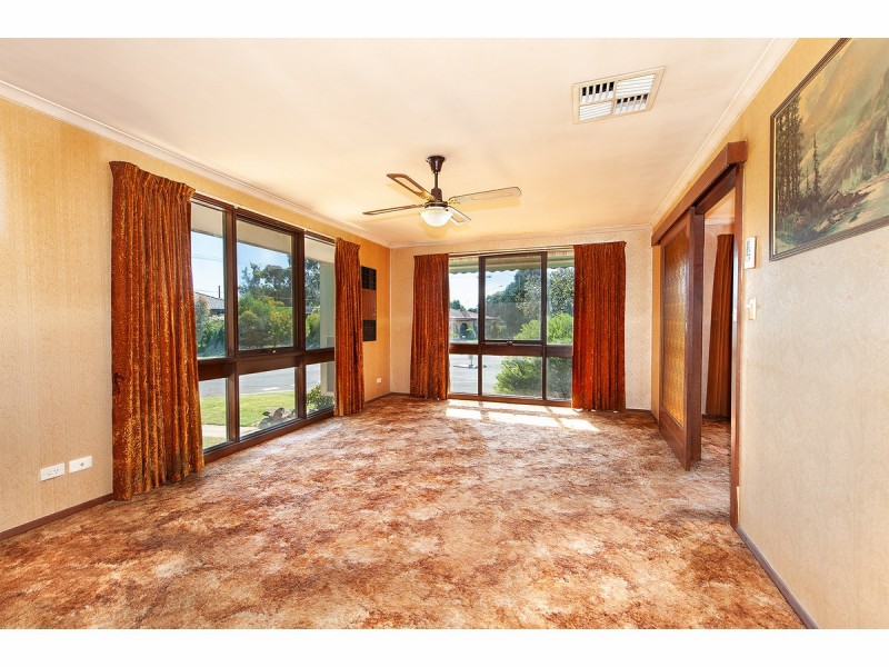 555 Regina Avenue, North Albury NSW 2640