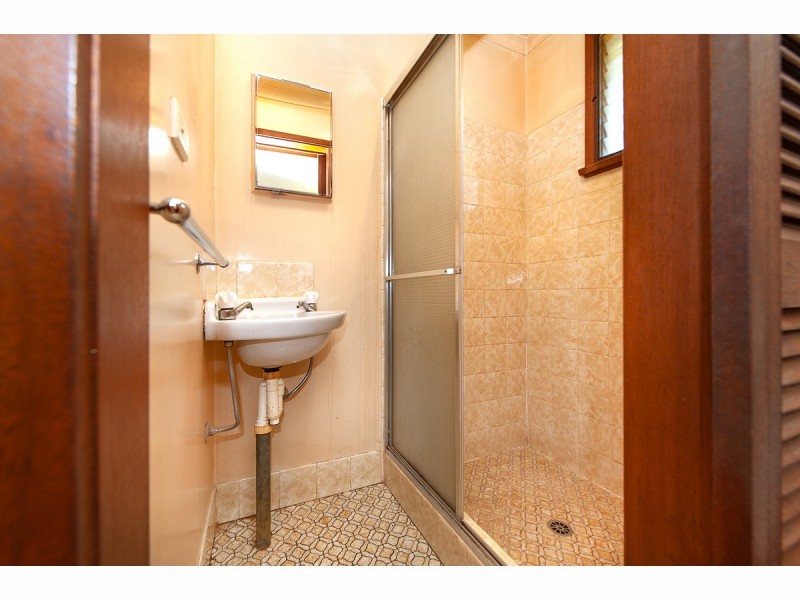 555 Regina Avenue, North Albury NSW 2640