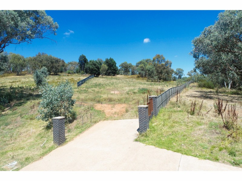 791 Pearsall Street, Hamilton Valley NSW 2641