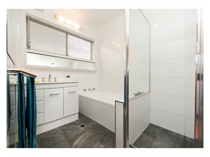 315 Balston Street, Lavington NSW 2641