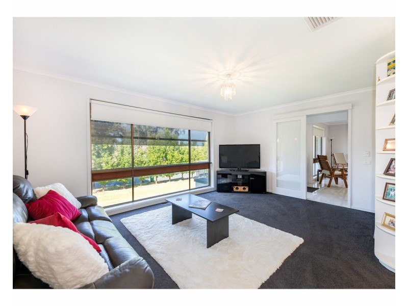 94 Baranbale Way, Springdale Heights NSW 2641