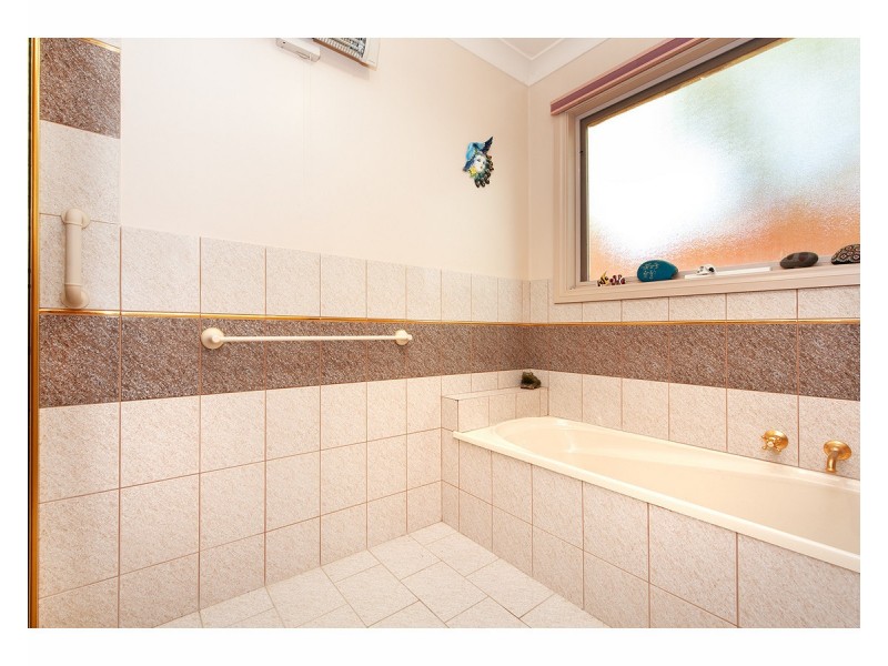 1/15 Warrenlee Drive, West Albury NSW 2640