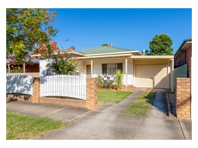 369 Macauley Street, South Albury NSW 2640