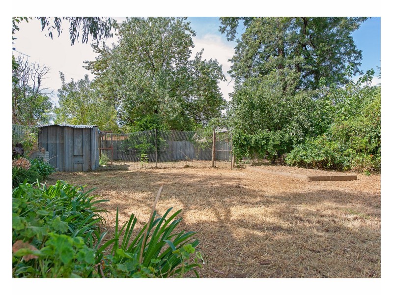 432 Bownds Street, Lavington NSW 2641