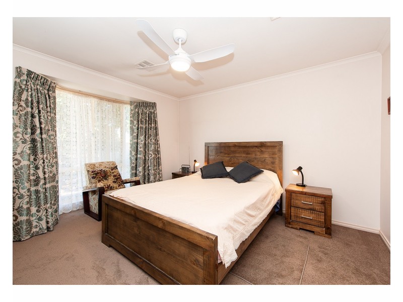 3 Owen Court, Lavington NSW 2641