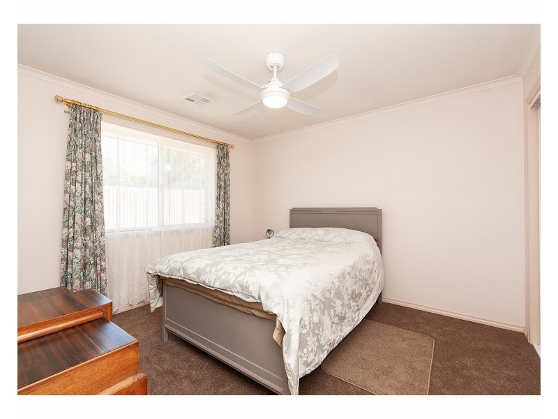 3 Owen Court, Lavington NSW 2641