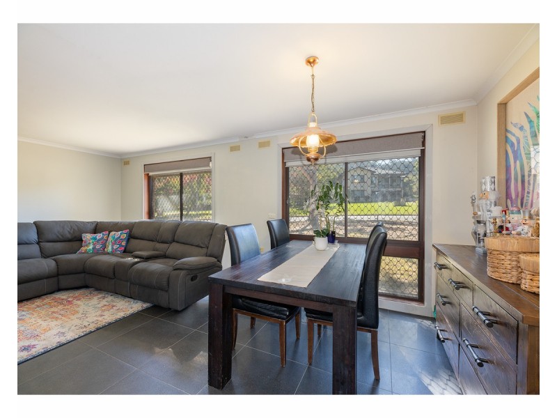 29 Buronga Drive, Springdale Heights NSW 2641