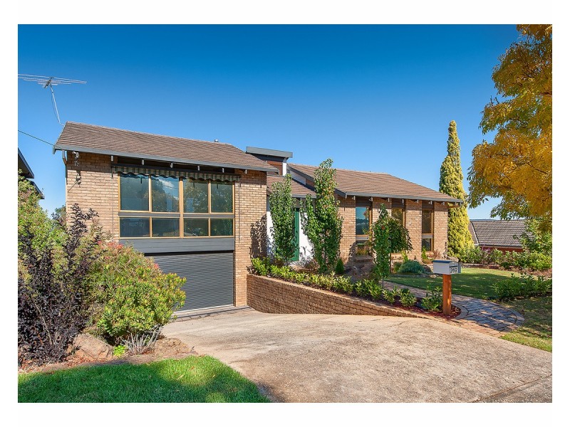 269 Highview Crescent, Lavington NSW 2641