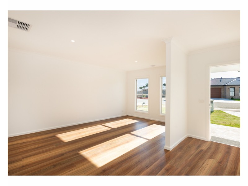 41 Barossa Way, Thurgoona NSW 2640