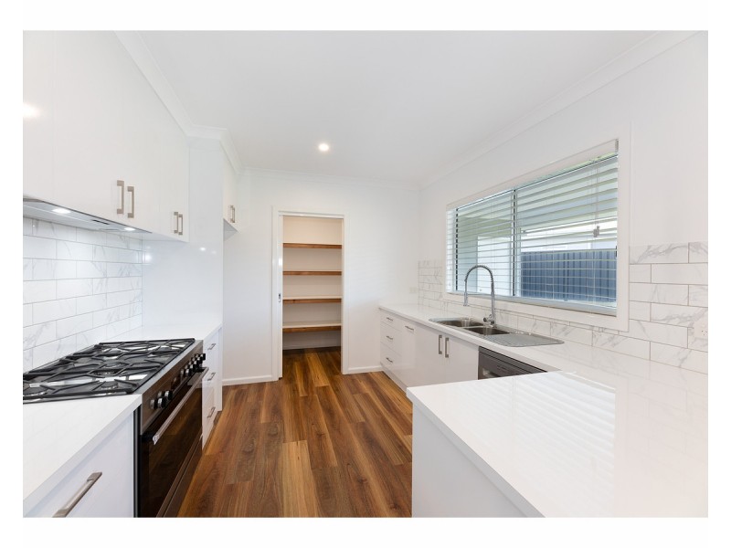 41 Barossa Way, Thurgoona NSW 2640