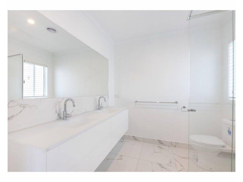 41 Barossa Way, Thurgoona NSW 2640