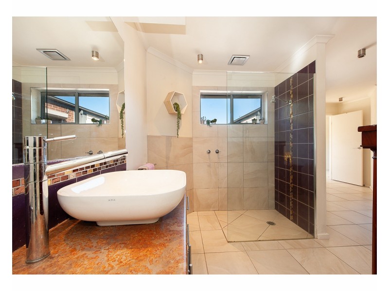 4B Ronald Place, East Albury NSW 2640