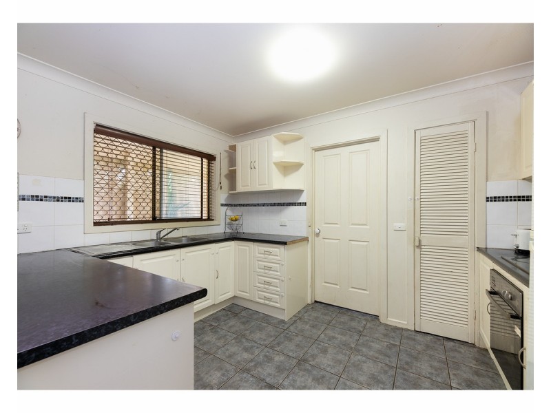 398 Lucinda Court, Lavington NSW 2641