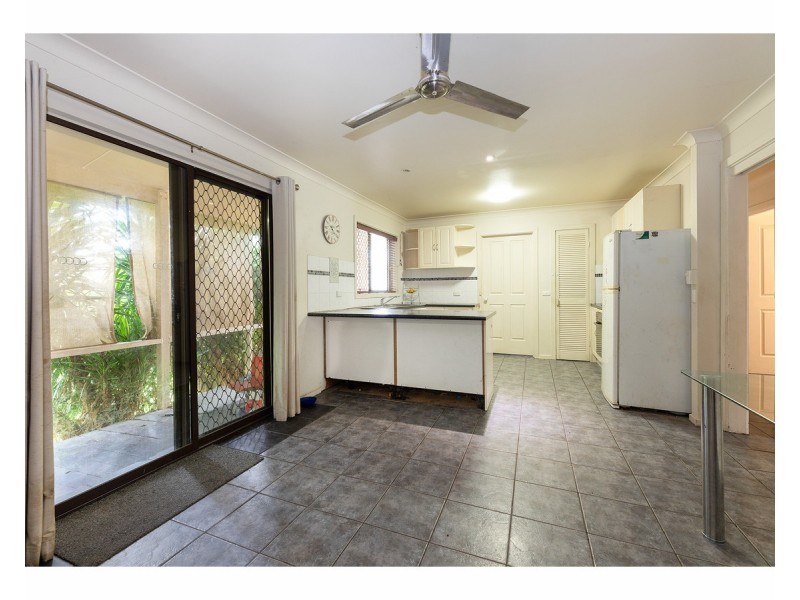 398 Lucinda Court, Lavington NSW 2641