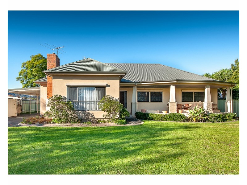 388 Urana Road, Lavington NSW 2641