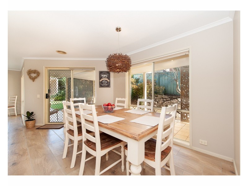 4 Grandeur Place, East Albury NSW 2640