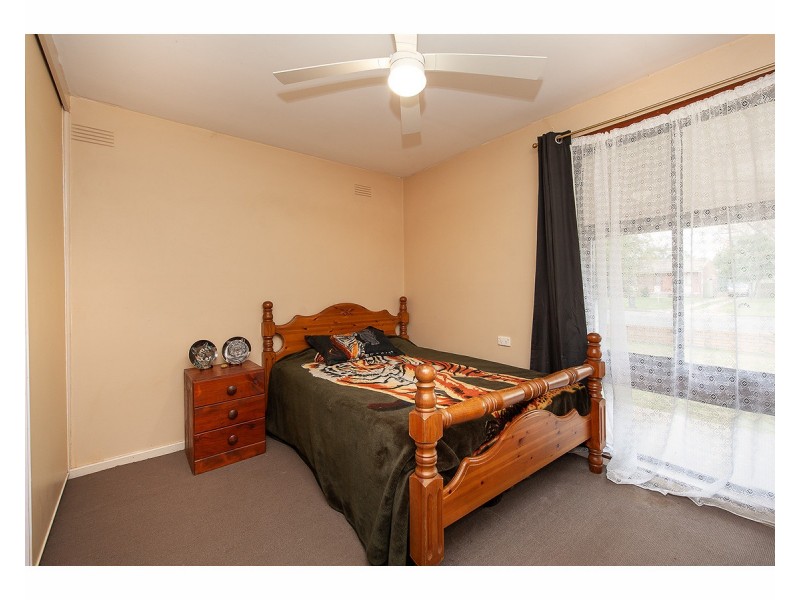 299 Balston Street, Lavington NSW 2641