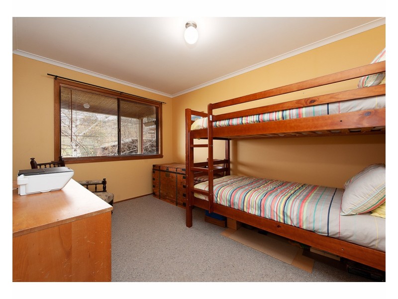 23 Hillcrest Avenue, Bellbridge VIC 3691