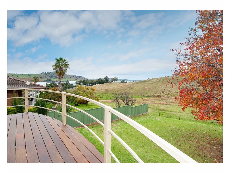 23 Hillcrest Avenue, Bellbridge VIC 3691