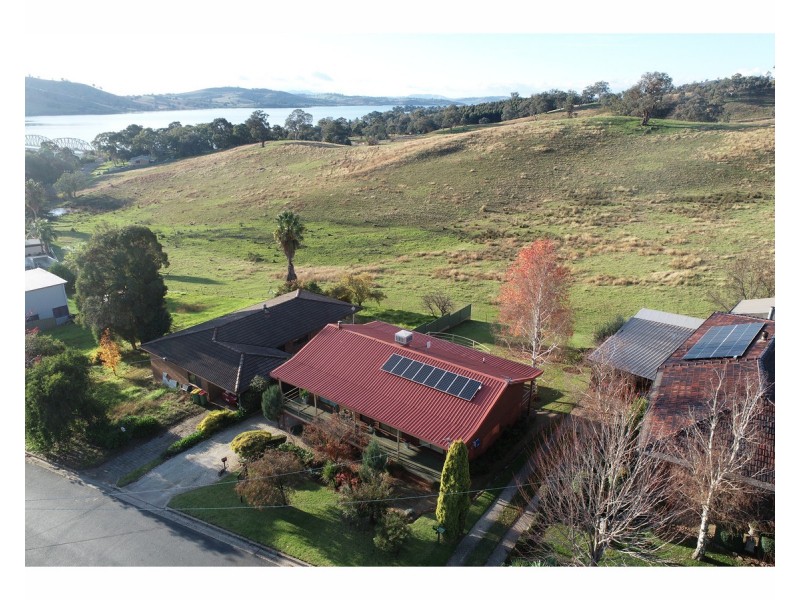 23 Hillcrest Avenue, Bellbridge VIC 3691