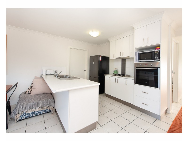 1/3 Victor Place, Lavington NSW 2641