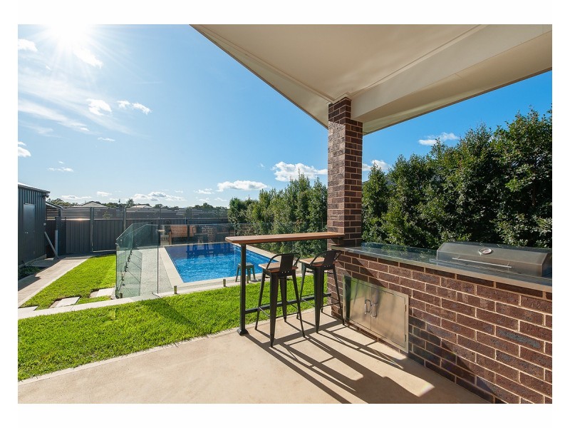 19 Zeil Circuit, Thurgoona NSW 2640