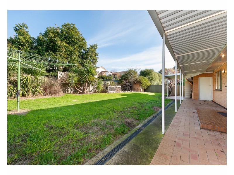 303 Kim Avenue, East Albury NSW 2640