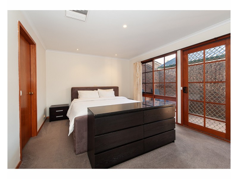 284 Tracy Street, Lavington NSW 2641