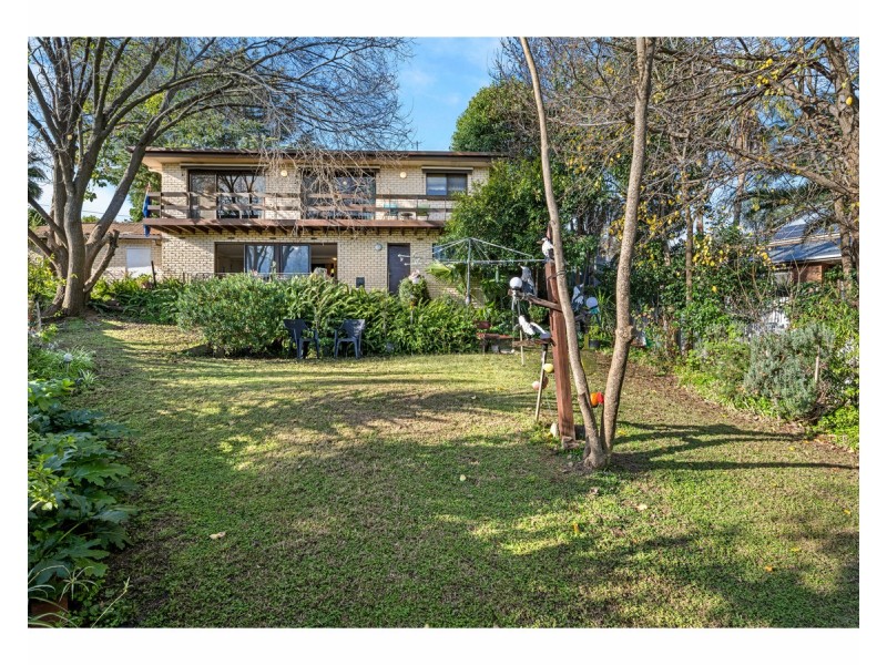 275 Highview Crescent, Lavington NSW 2641