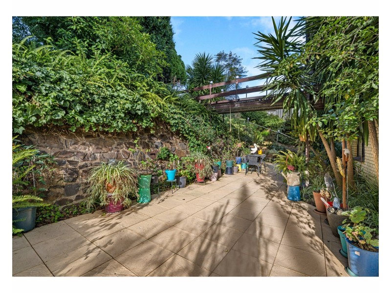 275 Highview Crescent, Lavington NSW 2641