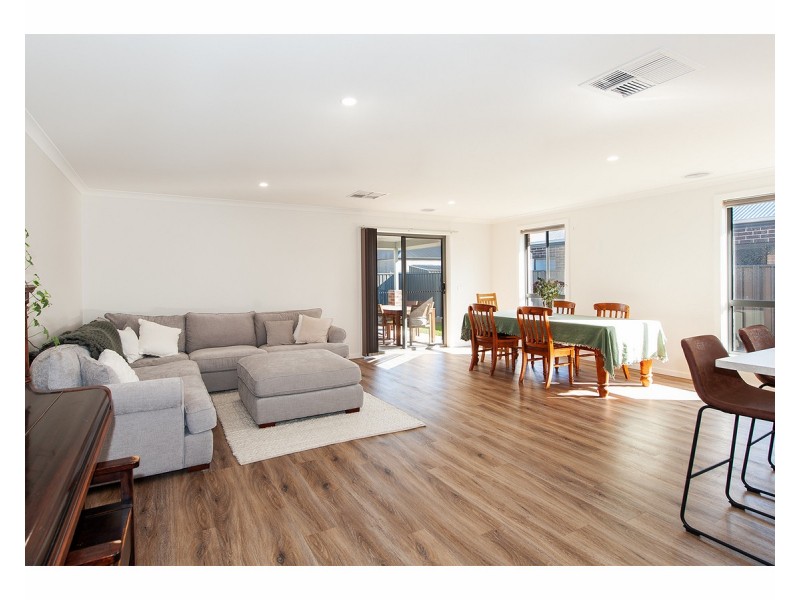 30 Devitt Way, Killara VIC 3691