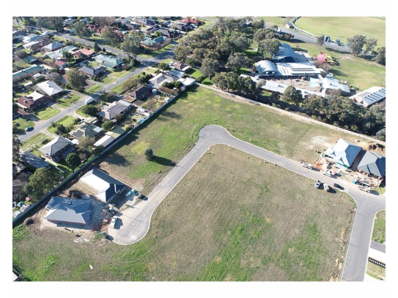 117/4 Holly Tree Court, Jindera NSW 2642